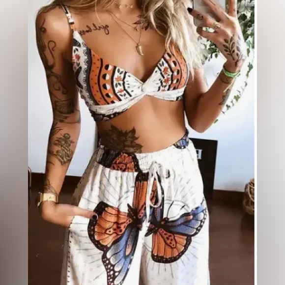 🦋✨BNWT✨🦋TWO PIECE BOHO BUTTERFLY SET🦋✨CROP TOP W WIDE LEG PANTS✨🦋 - Picture 3 of 6